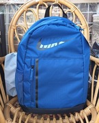 Plecak Nike Elemental Sportswear z piórnikiem. Plecak szkolny, miejski. 