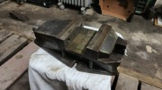 Imadło stołowe stałe rozstaw 140mm