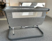 Łóżeczko dostawne, dostawka Skiddou Natt 3w1