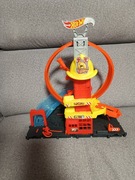Hot wheels remiza miasteczko tor zestaw strażacka straż pożarna 