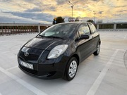 TOYOTA YARIS II 1.3, klima, opony: zima+lato, nowy akumulator