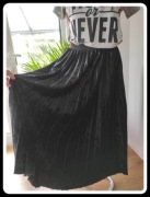 Czarna spodnica plisowana na gumce 42 XL