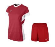 Damski zestaw fitness Nike (koszulka + spodenki) L