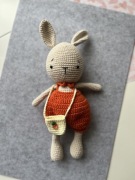 Zajączek zrobiony na szydełku