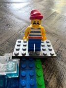 Pirate blue/white stripes shirt blue legs bandana