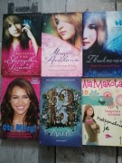 6 sztuk  książek m.in. Aprilynne Pike