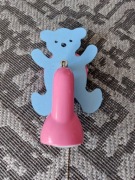 Kinkiet do pokoju dziecięcego miś, drewno, metal