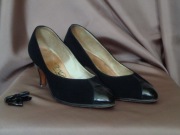 PRL   Szpilki skóra renifera pół lakier 40 stka.