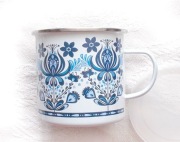 metalowy kubek emaliowany we wzory, emaliowany garnuszek folkowy