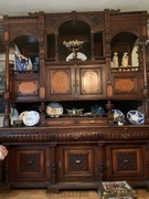 Stylowy antyczny kredens