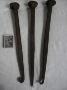 STARE OLBRZYMIE KUTE GWOŹDZIE XVIII w.35 cm..