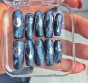 Zestaw Press On Nails Rękodzieło - Nocne niebo. Rozmiar S