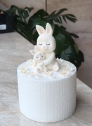 Figurki z masy cukrowej. Zestaw KróliczkiDekoracje na tort