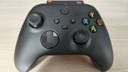 pad do XboX jak nowy + gratis