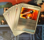 Zestaw 26 Oryginalnych kart Pokemon Trenerów z setu Phantasmal Flames
