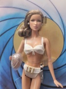 Lalka barbie kolekcjonerska honey ryder bond nrfb