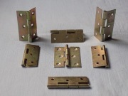 ZAWIAS MEBLOWY SPLATANY 60 X 43 mm. ZESTAW 7 SZTUK