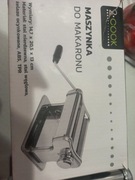 Maszynka walkownica do ciasta pierogów makaronu 