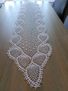 Bieżnik robiony na szydełku