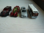 Zestaw  resoraków samochodów  hot wheels matchbox
