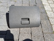 Ford Focus Mk2 lift Drzwiczki klapka pokrywa schowka 