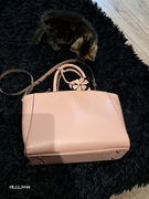 Torebka damska, różowa, na długim pasku