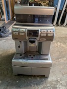 Ekspress do kawy Profesjonalny Saeco Aulika Top