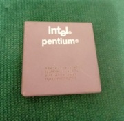 Procesor ceramiczny Intel Pentium z początku lat 90tych 