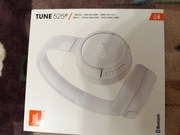 Bezprzewodowe słuchawki nauszne JBL Tune 525BT Bluetooth v.5.3 białe