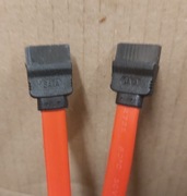 Kabel SATA prosty SATA prosty 50  cm czerwony 