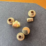 Koronki vintage do zegarka 4.9mm, gwint 0.9m, tubus 2.5– 5 szt. M53