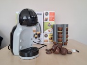 Ekspres DeLonghi Nescafe Dolce Gusto Mini Me stojak kapsułki zestaw gwaranc