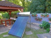 Kolektor słoneczny ciśnieniowy do wody.