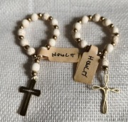 Dziesiątka różańca z naturalnego howlitu  – ręcznie wykonana