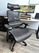 Fotel biurowy Ergothrone obrotowy siatka czarny Unique zgodny z dyrektywą 