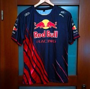 Unikatowy !„Design/Dizajn” Oryginalna Kultowa Koszulka „ Red Bull ” r.(M/L)