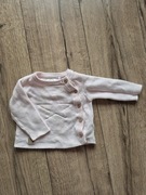 Cool Club sweterek wafelek zapinany guziki pudrowy róż gwiazda 56