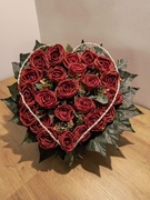 Stroik na grób , kompozycja na cmentarz, wiązanka serce.LS4