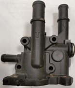 Obudowa termostatu, króciec  96817255 Opel , Chevrolet Cruze 