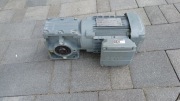 Motoreduktor SEW EURODRIVE WA30 DRN71M4