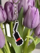 Brelok MIKROFON ręcznie haftowany