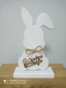 Zajączek Wielkanocny z litego drewna, wys. 28 cm, kolor do wyboru