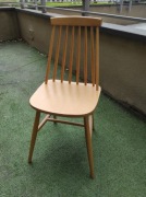 Krzesła FAMEG A-5910 Stick – 6 szt. – Stan Idealny!