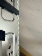 Podświetlenie telewizora samsung UE50AU8002K