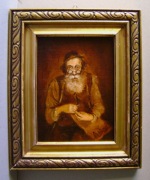 judaica - ŻYD SZYJĄCY 20x14cm olej pilśń + stara złota rama 28x23cm