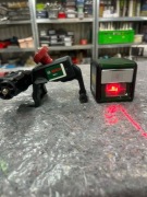 Laser Bosch Quigo z uchwytem