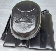 Meyer Holsen dachówka Tandem kominek wentylacyjny gł. czerń