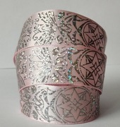 Pudrowy róż satynowa wstążka ze srebrnym holograficznym wzorem