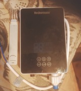 PODGRZEWACZ WODY PRZEPŁYWOWY CZARNY ELEKTRYCZNY 6000W 