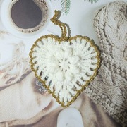 Serce zawieszka ozdoba na choinkę, okno, prezent Boże Narodzenie.